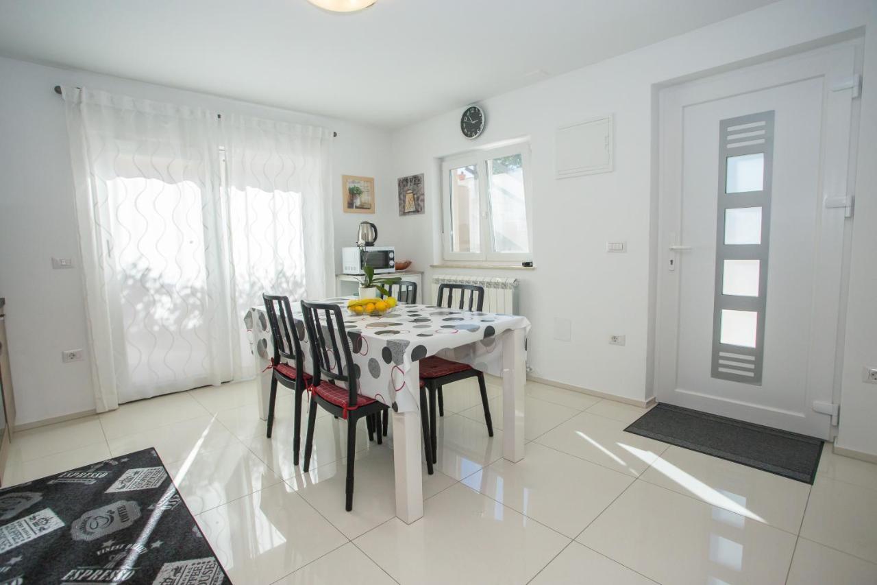 Zagar Apartment Poreč Buitenkant foto