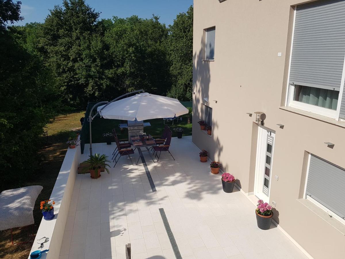 Zagar Apartment Poreč Buitenkant foto